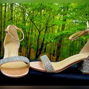 Blue by Betsey Johnson Women's Block Heeled Sandal